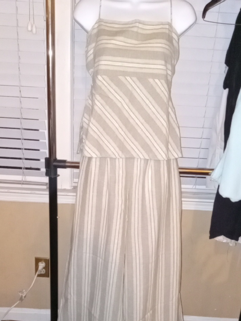 American Eagle Outfitters Cream & Olive Striped Wide-Leg Pants WITH TOP!!